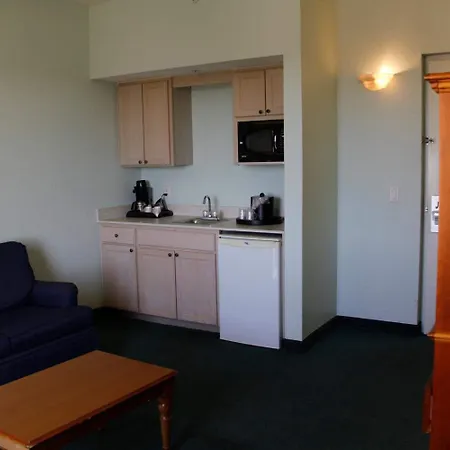 Cocoa Beach Suites Hotel-2