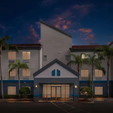 Suburban Studios Orlando - Ocoee-Winter Garden-2