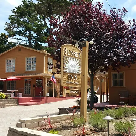 Sunset Inn Pacific Grove-3