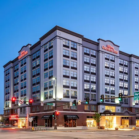 Hilton Garden Inn Omaha Downtown-Old Market Area-3