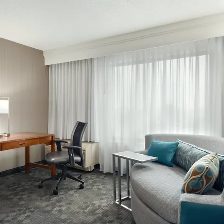 Courtyard By Marriott Dayton Beavercreek-3