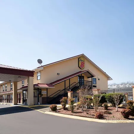 Super 8 By Wyndham Cleveland-2