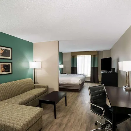La Quinta By Wyndham Lebanon-3