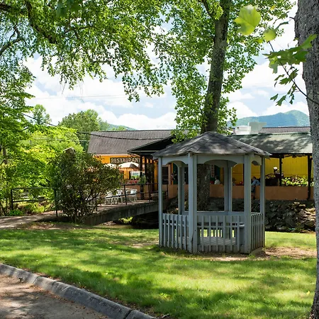 Super 8 By Wyndham Black Mountain Asheville East-3