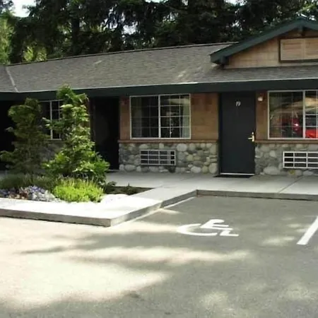 Poulsbo Inn & Suites-3