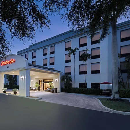 Hampton Inn Deerfield Beach-3