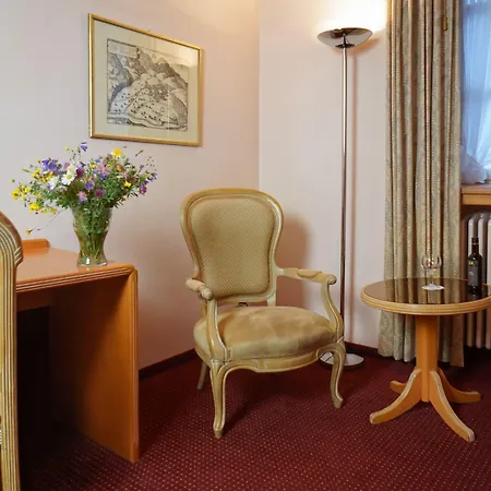 Thermal Hotels & Walliser Alpentherme Leukerbad-2