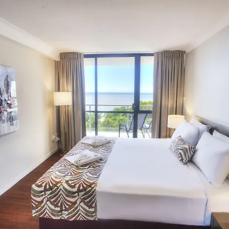 Cairns Plaza Hotel-3