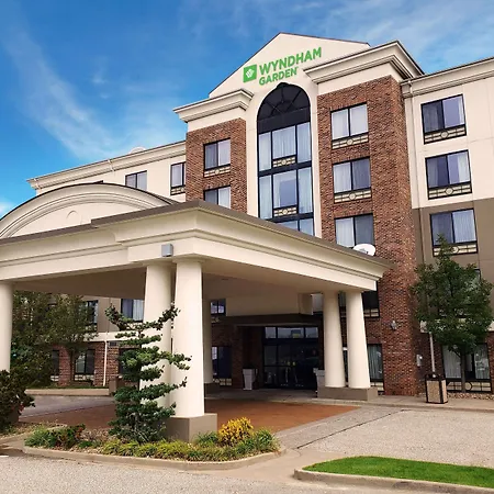Wyndham Garden Erie-3