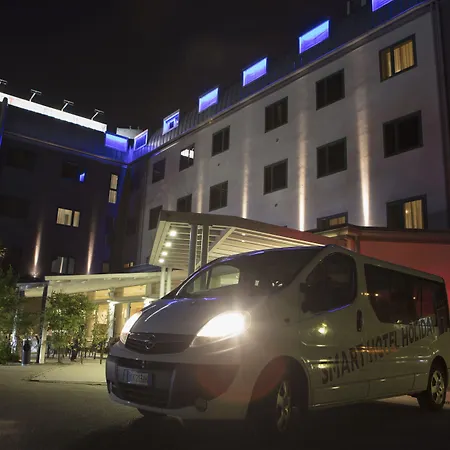 Smart Hotel Holiday-2