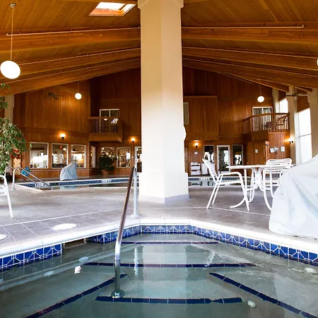 Ten Pin Inn & Suites-3