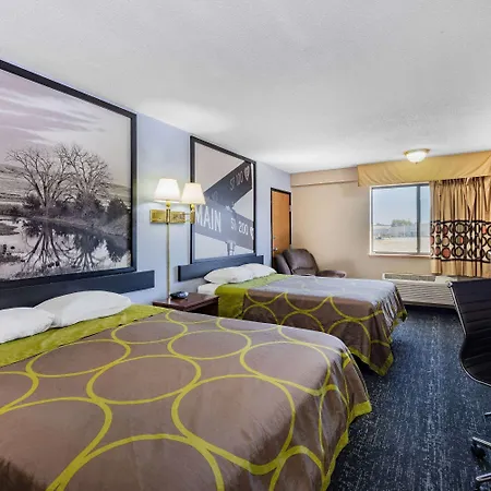 Super 8 By Wyndham Valentine Ne-2