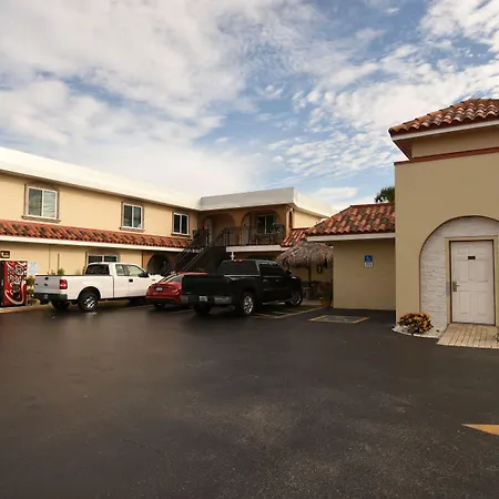 Bayview Plaza Waterfront Resort-2