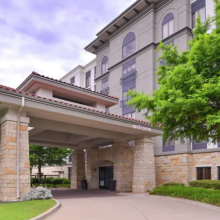 Hampton Inn & Suites Legacy Park-Frisco-2