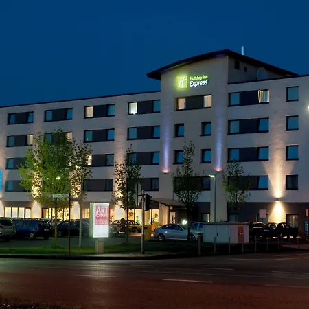 Holiday Inn Express Cologne Muelheim By Ihg-2