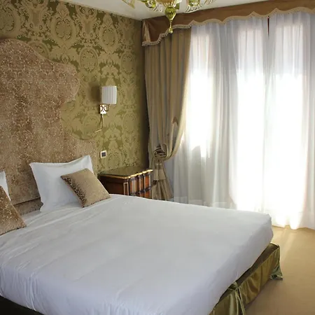Hotel Casanova-2