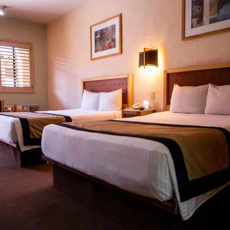 Hotel Colonial Mexicali-3