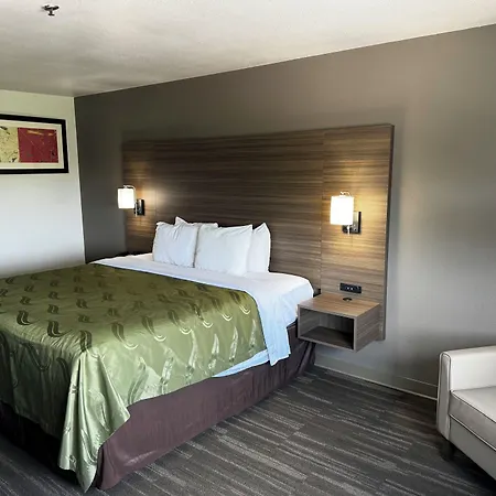 Quality Inn Near Seaworld - Lackland-2