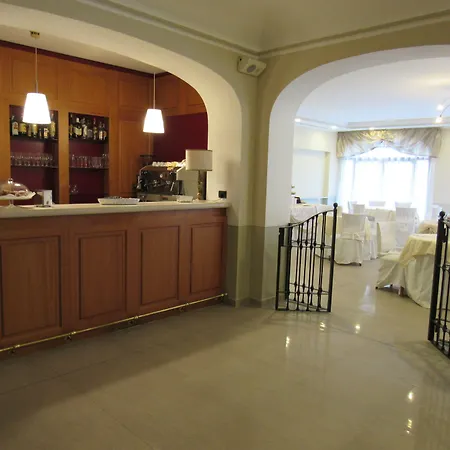 Green Hotel-3