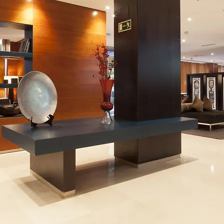 Ac Hotel Badajoz By Marriott-2