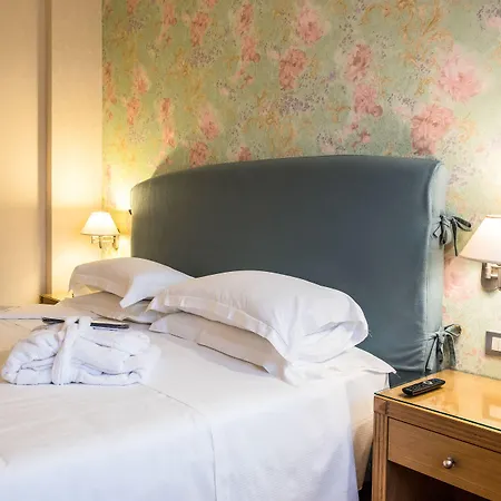 Hotel Touring-2