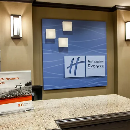 Holiday Inn Express & Suites Yankton By Ihg-3
