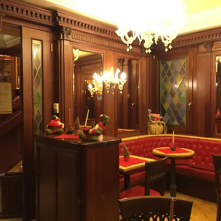 Hotel Lux-2