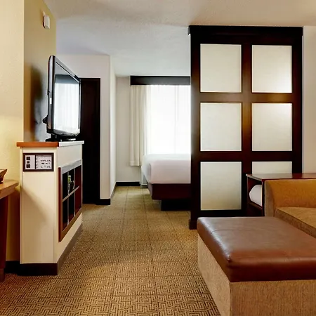 Hyatt Place Savannah Airport-2