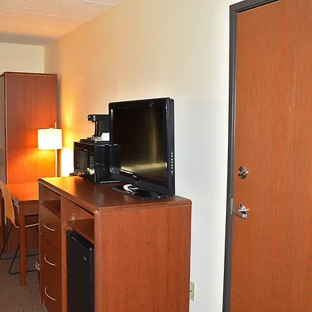 Americinn By Wyndham Spencer-3