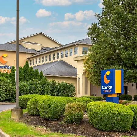 Comfort Suites Columbus Expo Center-3