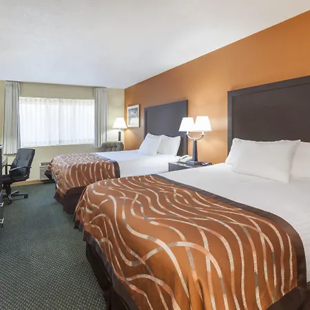 Baymont By Wyndham Midland-3