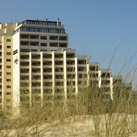 Yellow Praia Monte Gordo-3