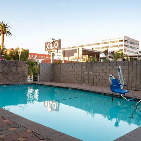 Hotel Xilo Glendale-2
