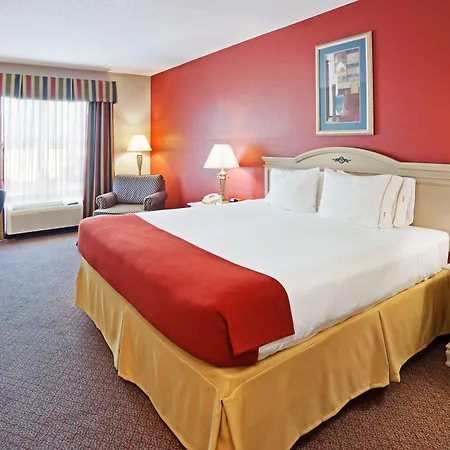 Holiday Inn Express Hotel & Suites London By Ihg-3