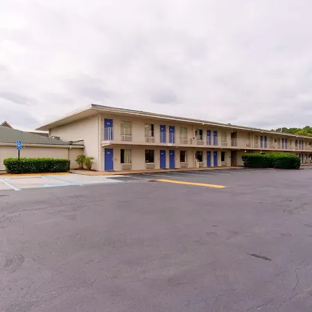 Travelodge By Wyndham Norfolk Airport-3