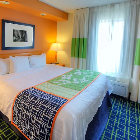 Fairfield Inn & Suites Laredo-3