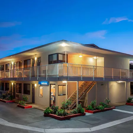 Motel 6-Santa Barbara, Ca - State Street-3