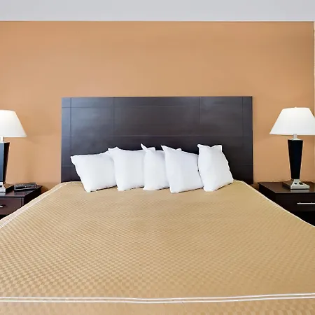 Super 8 By Wyndham Decorah-3