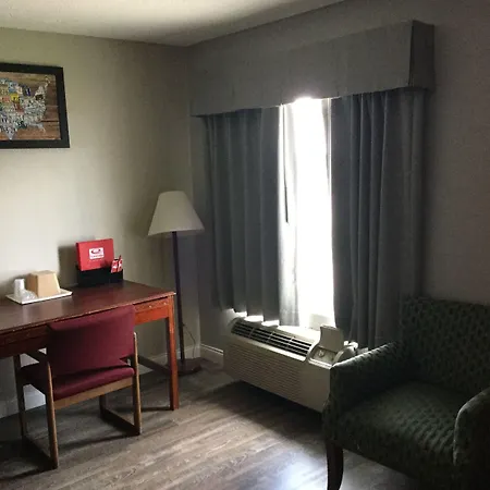 Econo Lodge Lincoln-3