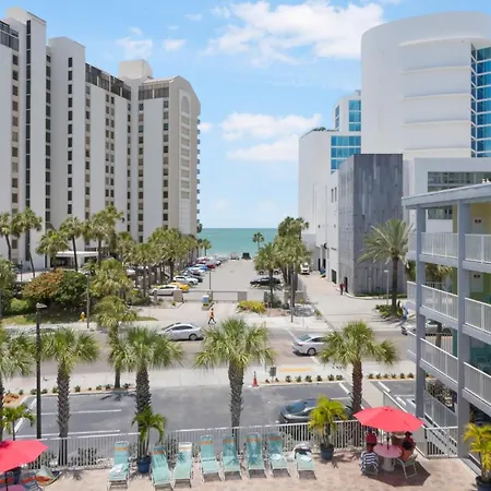Pelican Pointe Clearwater Beach Hotel-3