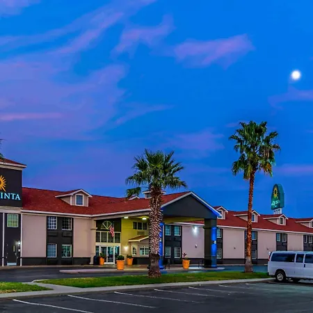 La Quinta Inn By Wyndham San Antonio Brooks City Base-3