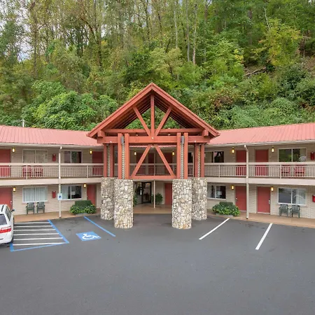 Econo Lodge Cherokee Near Island Park-3