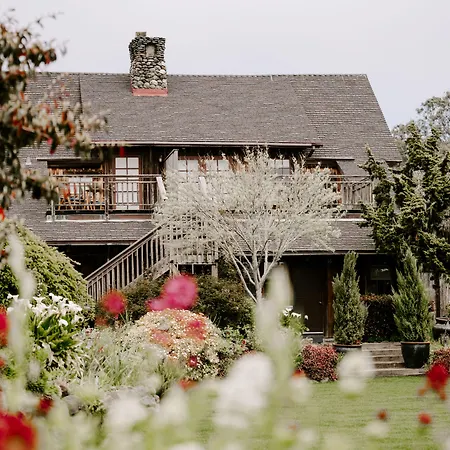 Maccallum House Inn-3