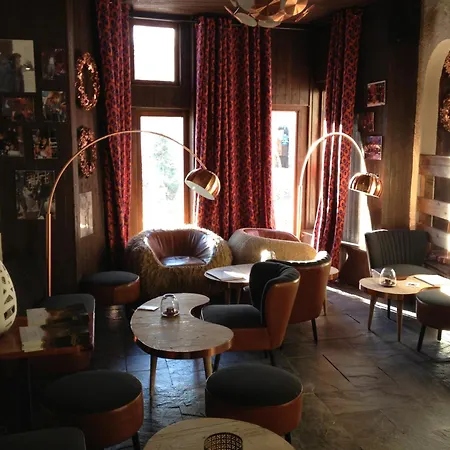 Hôtel des Dromonts by SOWELL COLLECTION-3
