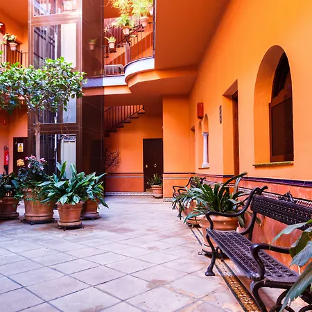 Patio de La Alameda-2