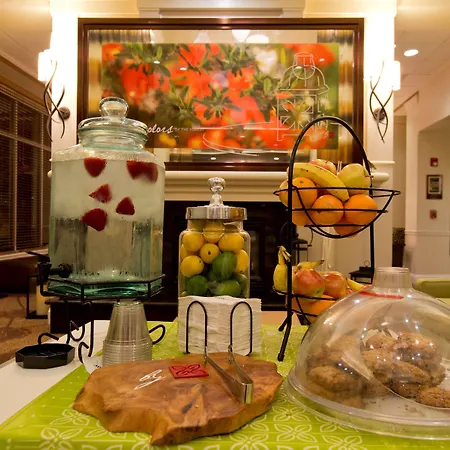 Hilton Garden Inn Oxnard/Camarillo-3