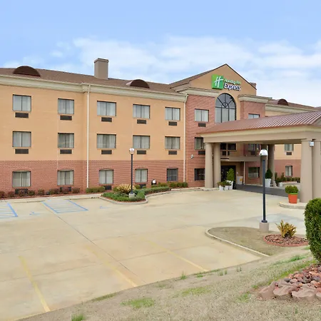 Holiday Inn Express Clanton-3