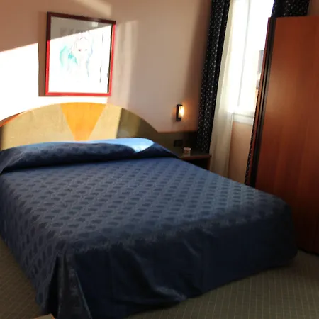 Hotel Rosa-2