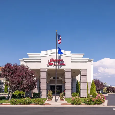 Hampton Inn & Suites Carson City-2