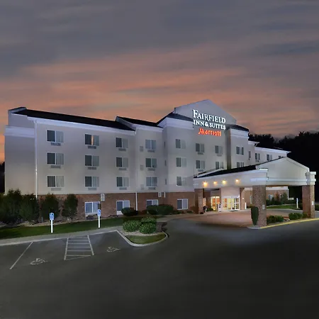 Fairfield Inn & Suites Roanoke Hollins/I-81-2